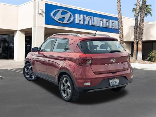 2024 Hyundai VENUE Limited