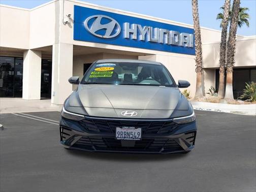2025 Hyundai ELANTRA SEL