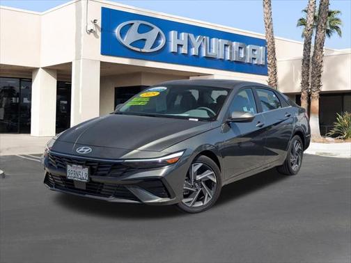 2025 Hyundai ELANTRA SEL