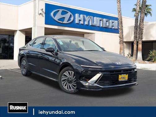 2025 Hyundai SONATA Hybrid Limited