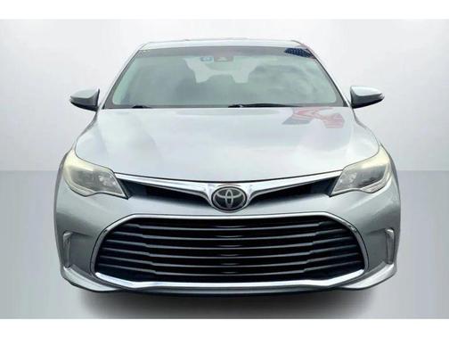 2018 Toyota Avalon XLE