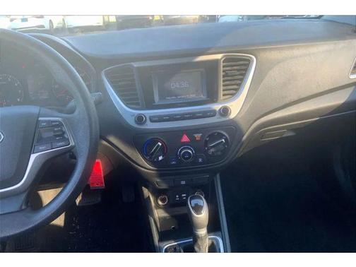 2022 Hyundai Accent SE