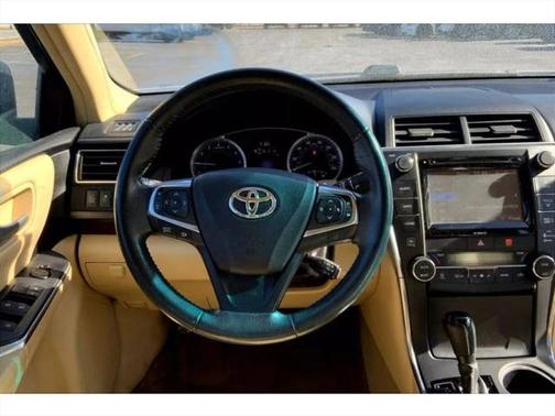 2017 Toyota Camry XLE