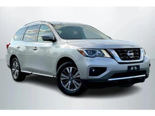 2019 Nissan Pathfinder SL