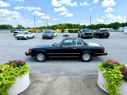 1985 Mercedes-Benz 380SL