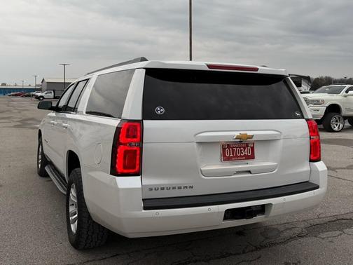2017 Chevrolet Suburban LT