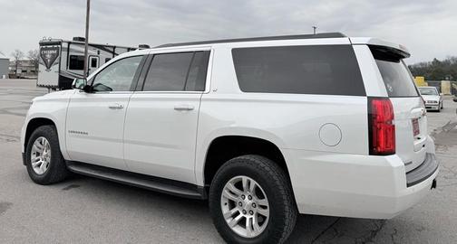2017 Chevrolet Suburban LT