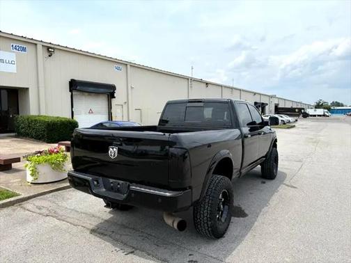 2014 RAM 3500 Laramie Crew Cab SWB 4WD