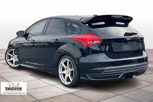 2018 Ford Focus ST 