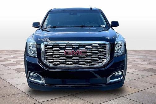 Black 2018 GMC Yukon DENALI