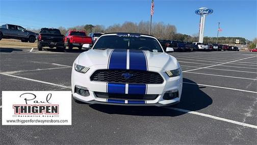 Photo 2 of 21 of 2017 Ford Mustang V6