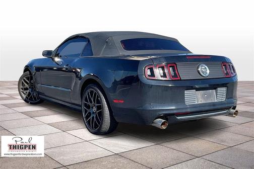 2013 Ford Mustang V6