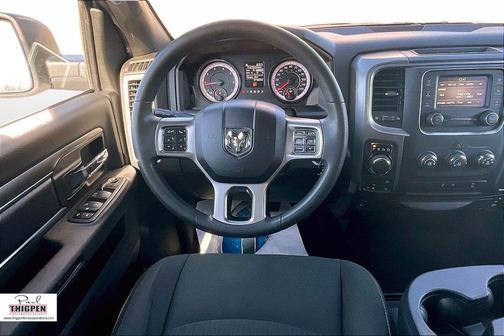 2024 RAM 1500 Classic Warlock Crew Cab 4x4 5'7' Box