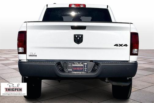 2024 RAM 1500 Classic Warlock Crew Cab 4x4 5'7' Box