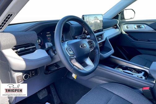 2026 Ford Explorer Active (200A)