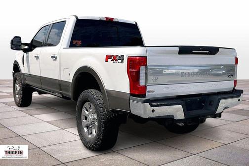 White Platinum 2018 Ford F-250 King Ranch