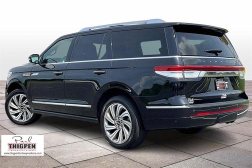 2022 Lincoln Navigator Reserve