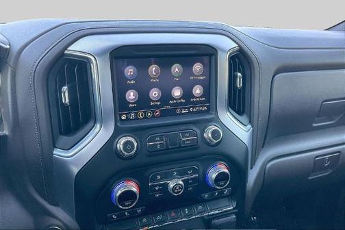 Black 2020 GMC Sierra 1500 SLT