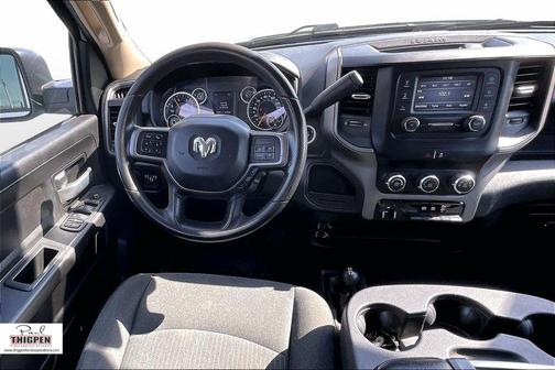 2019 RAM 2500 Tradesman Crew Cab 4x4 6'4' Box