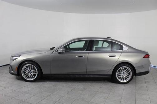 2024 BMW 540 i xDrive