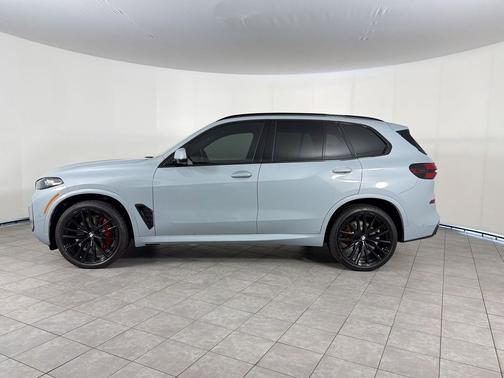 Brooklyn Grey Metallic 2026 BMW X5 xDrive40i