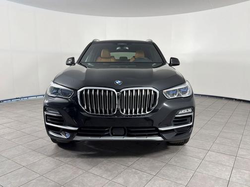 Black Sapphire Metallic 2021 BMW X5 sDrive40i