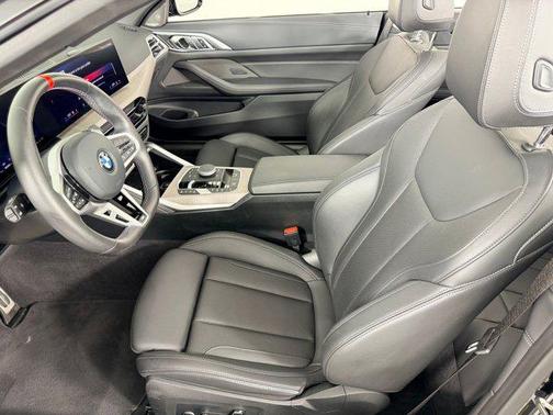 Black Sapphire Metallic 2026 BMW M440 i