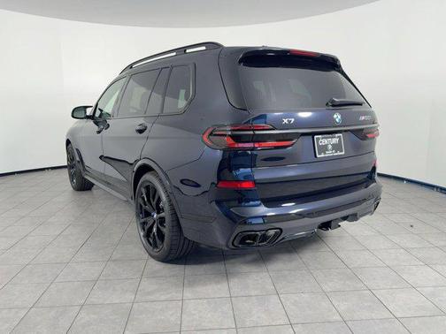 2026 BMW X7 M60i