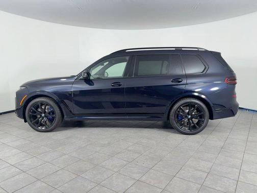 2026 BMW X7 M60i