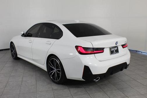 2023 BMW 330 330i