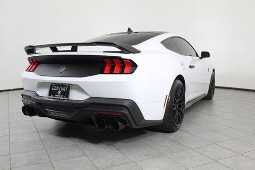 2024 Ford Mustang Dark Horse Fastback