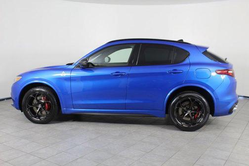 2022 Alfa Romeo Stelvio Quadrifoglio