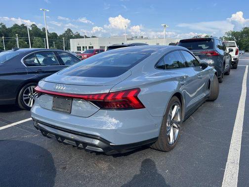 2022 Audi e-tron GT Prestige