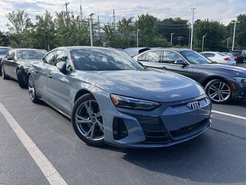 2022 Audi e-tron GT Prestige