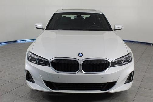 2025 BMW 330 i xDrive