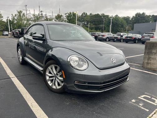 2015 Volkswagen Beetle DSG 2.0L TDI w/Sun/Sound/Nav