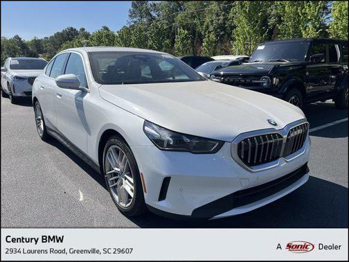2025 BMW 540 i xDrive