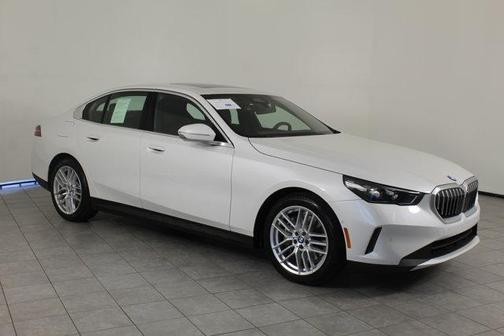 2025 BMW 540 i xDrive