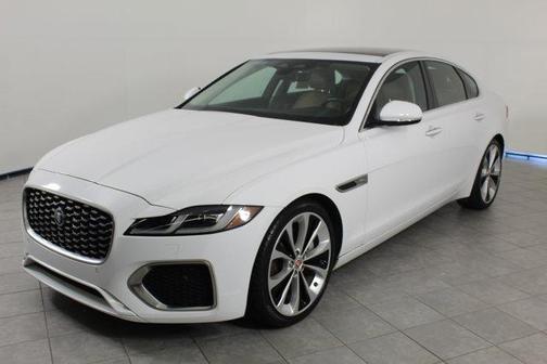 2022 Jaguar XF SE P250 RWD Automatic