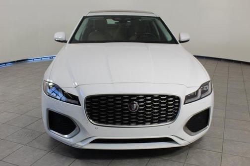 2022 Jaguar XF SE P250 RWD Automatic