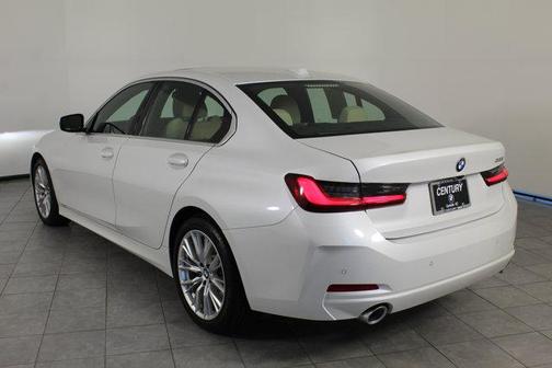 2024 BMW 330 i