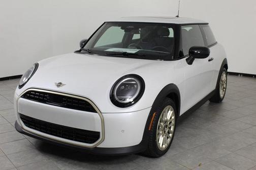 2025 MINI Hardtop Cooper