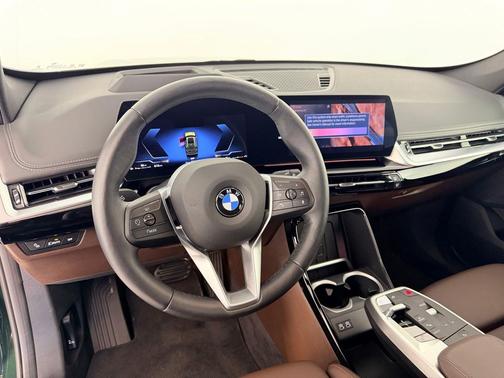 Green 2025 BMW X1 xDrive28i