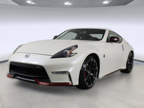 2015 Nissan 370Z NISMO