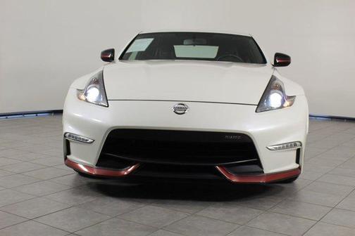 2015 Nissan 370Z NISMO