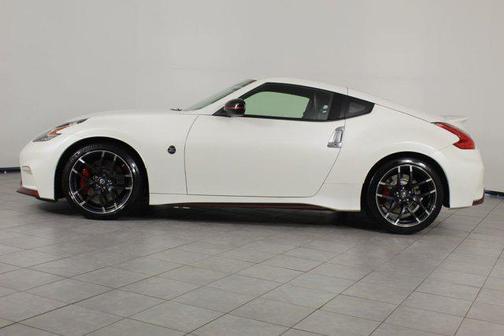 2015 Nissan 370Z NISMO