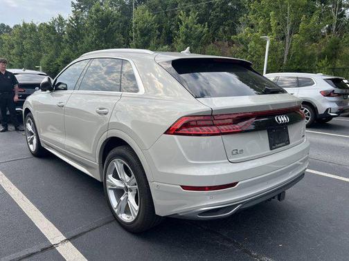 2022 Audi Q8 55 Prestige