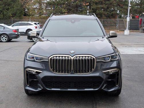 2021 BMW X7 M50i