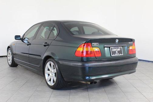 2002 BMW 325 325i