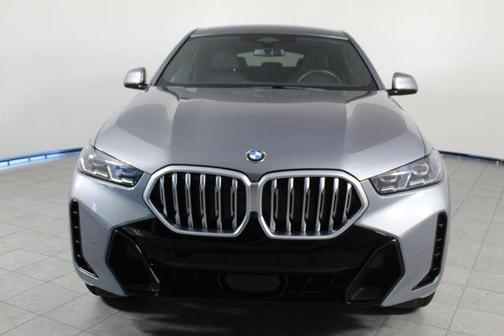 2025 BMW X6 xDrive40i
